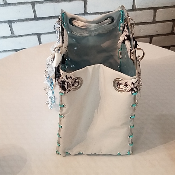 Purse - Picture 4 of 4